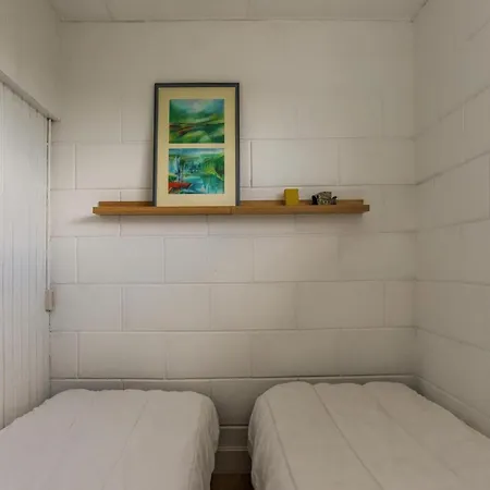 For 6 In Sint Maartenszee *