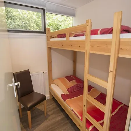 For 6 In Sint Maartenszee *