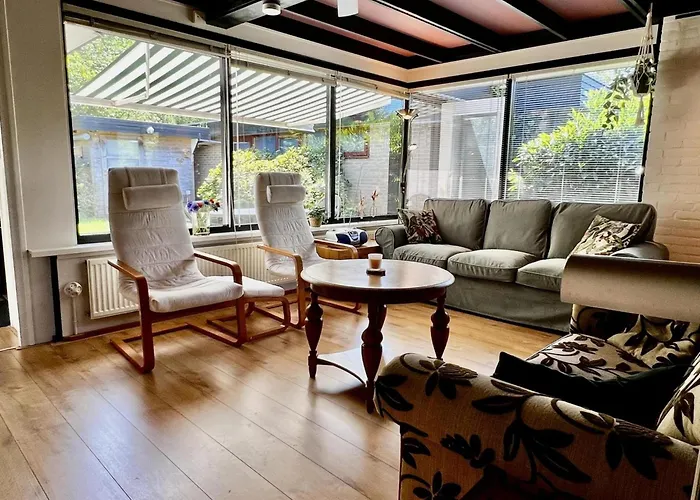 For 6 In Sint Maartenszee Feriehus *