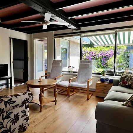 For 6 In Sint Maartenszee Tatil Evi