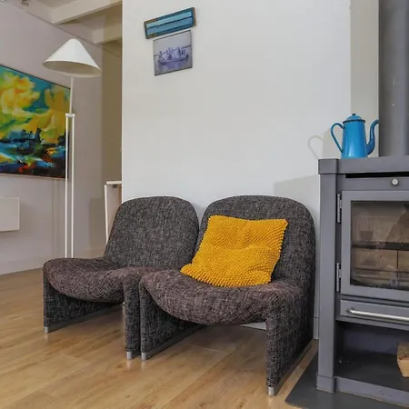 For 6 In Sint Maartenszee