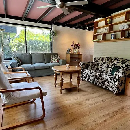 Tatil Evi For 6 In Sint Maartenszee Sint Maartensvlotbrug