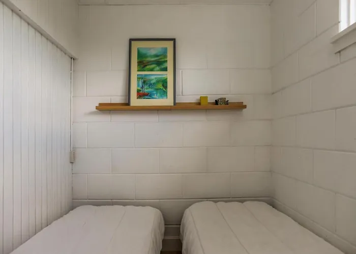 For 6 In Sint Maartenszee *