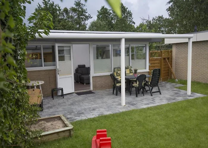 For 6 In Sint Maartenszee