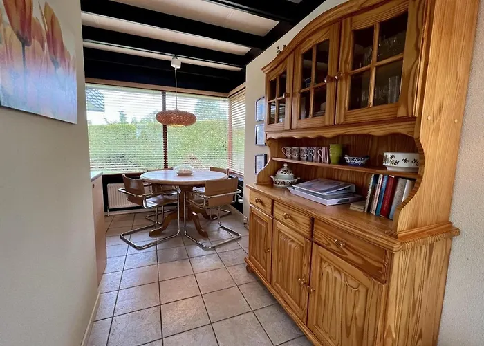 Hébergement de vacances For 6 In Sint Maartenszee *